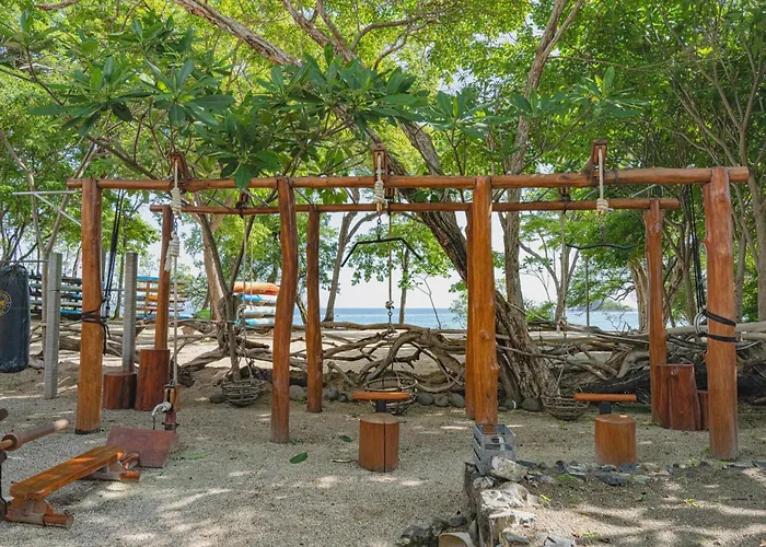 Plaza Mercado 24 At Catalinas Playa Danta